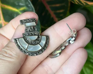 Antiguos pendientes nácar marcasitas y plata 925