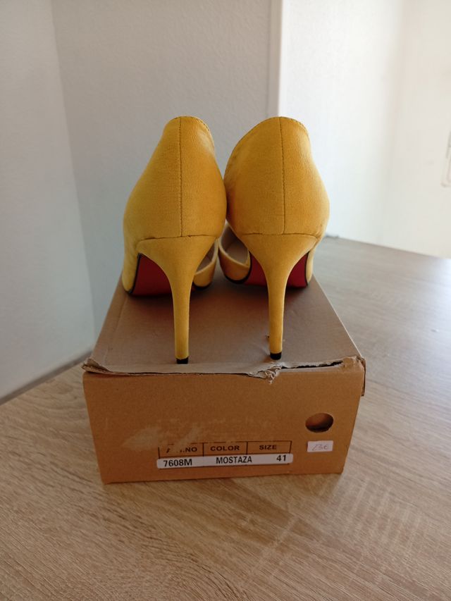 Sandalias Erynn Mostaza Talla 41