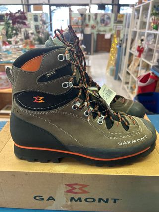 Scarponi Trekking Garmont Tower Trek GTX