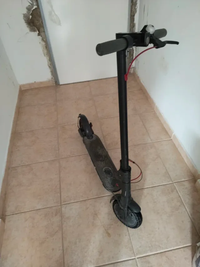 Patinete Eléctrico Negro