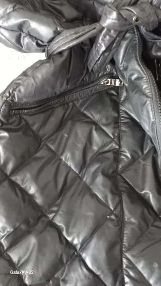 Bellissimo #piumino con cappuccio trapuntato