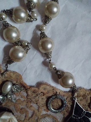 Collana merletto e perle