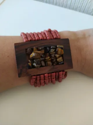 Pulsera elástica madera y piedras terracota