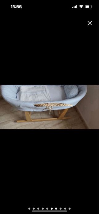 Cuna moisés de mimbre con balancín