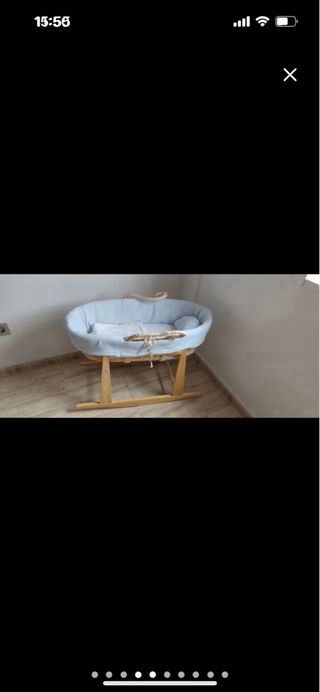 Cuna moisés de mimbre con balancín