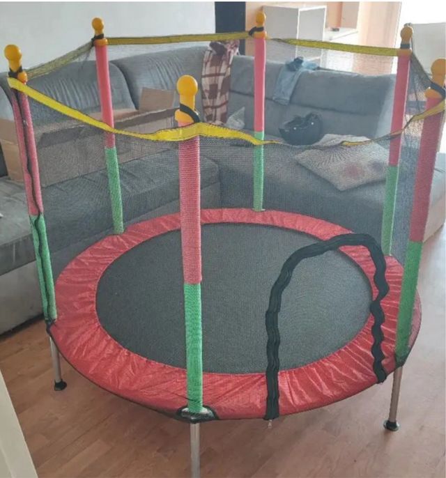 Mini cama elástica infantil