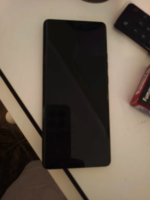 Motorola edge 50 pro 512g


