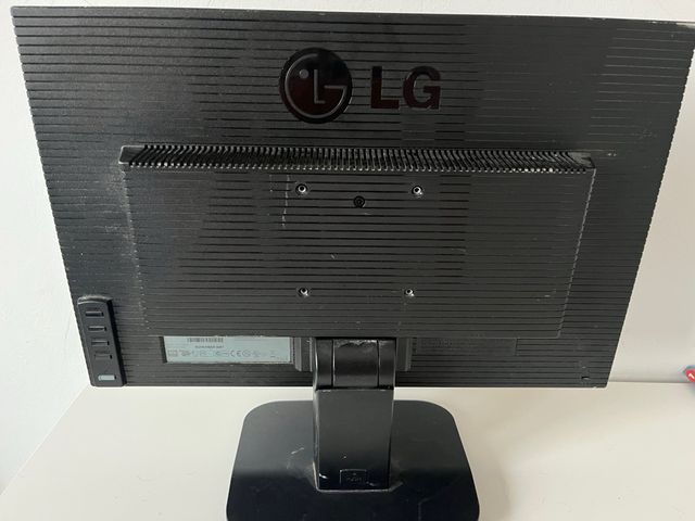 Monitor LG 