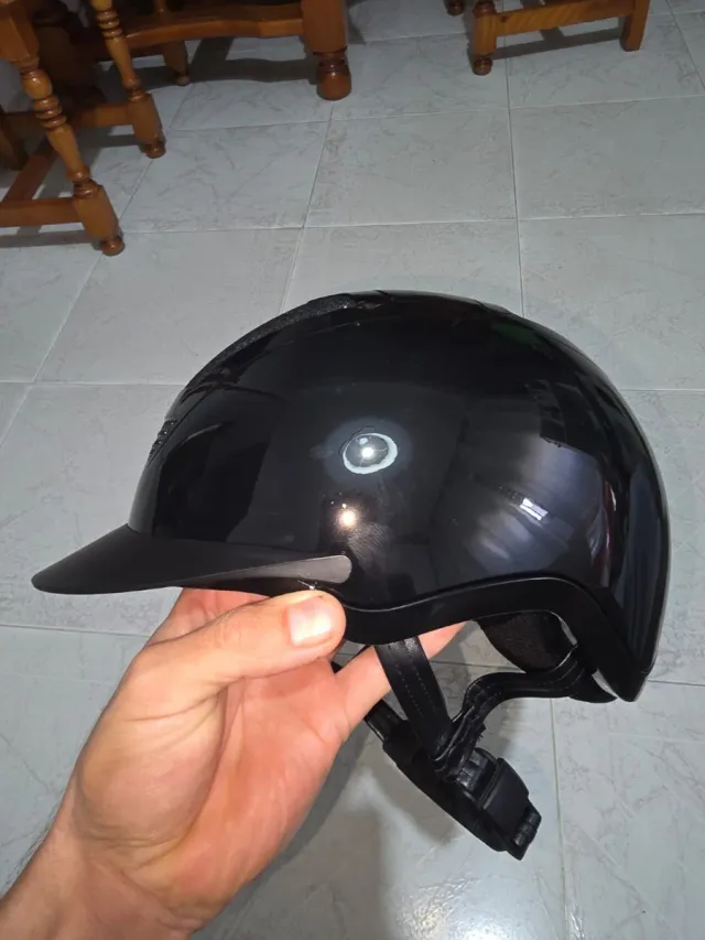 Casco de seguridad negro