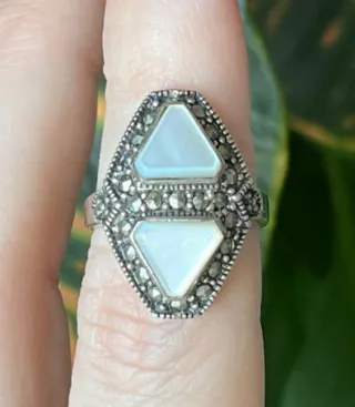 Antiguo anillo nácar marcasitas y plara 925