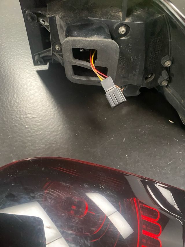 Pilotos Golf 6 Oscuros