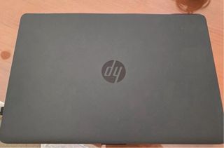 Ordenador portátil HP gris