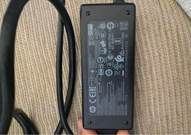 Ordenador portátil HP gris