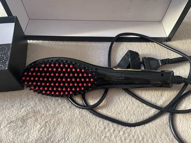 Cepillo Alisador AsaVea Negro y Rosa