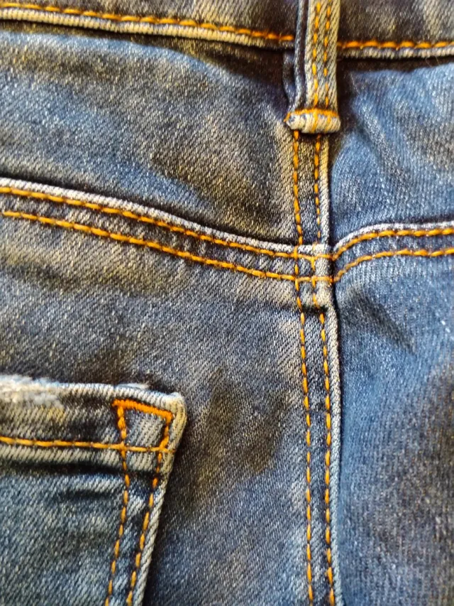 Vaqueros Stradivarius azules