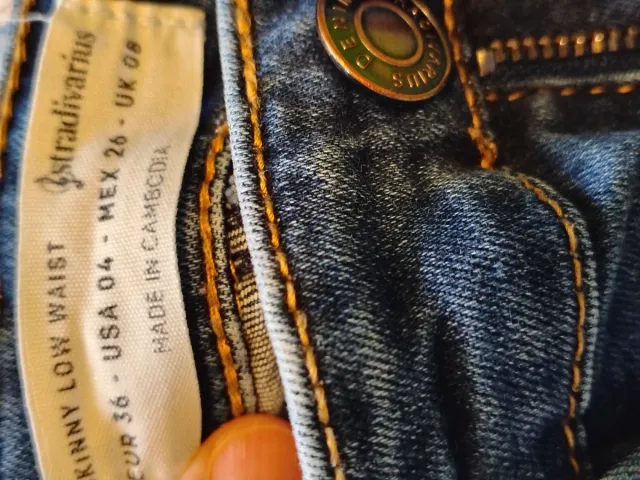 Vaqueros Stradivarius azules