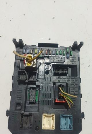 Peugeot 170655 caja relés / 308 1.6 16v turbo cat