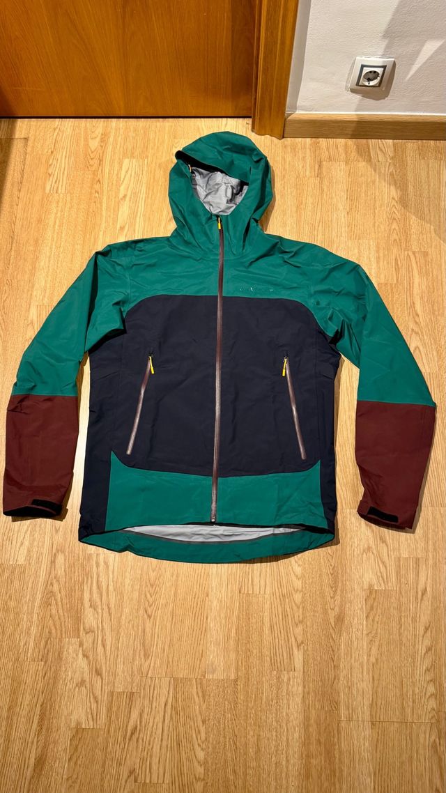 Chaqueta Gore-Tex Peak Performance Talla L