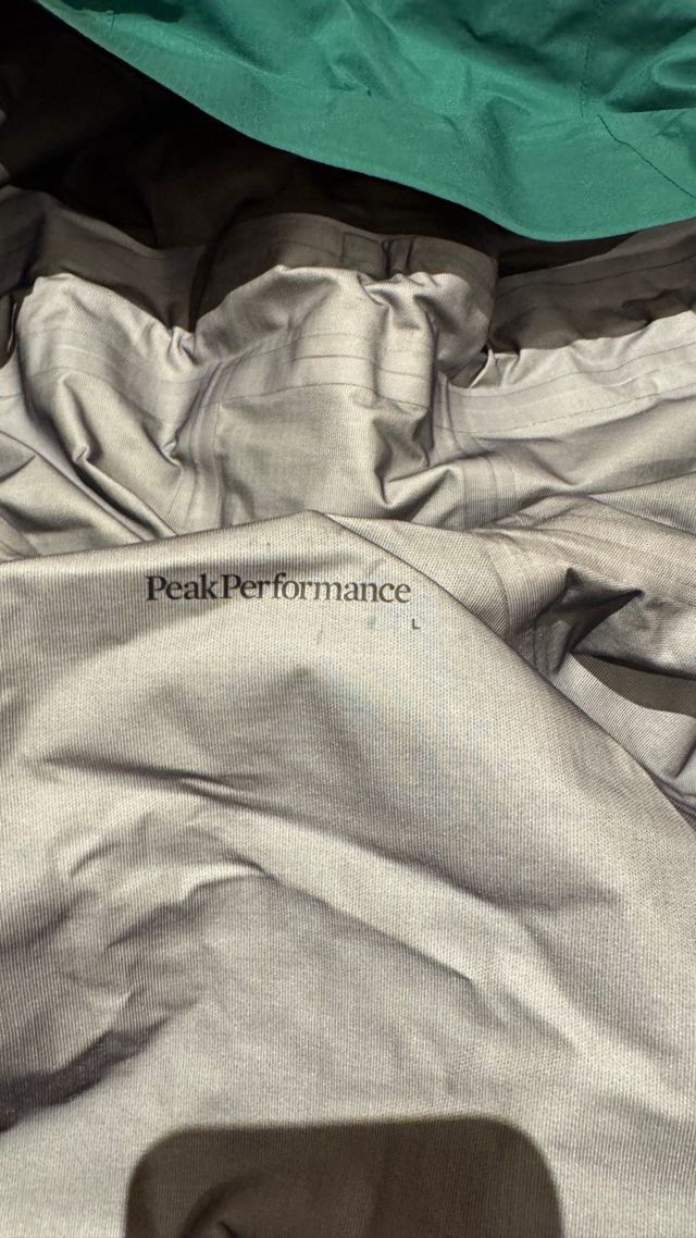 Chaqueta Gore-Tex Peak Performance Talla L