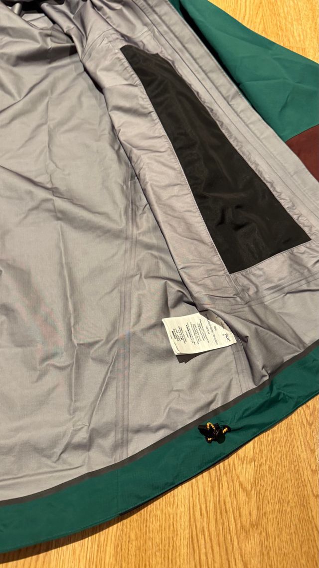 Chaqueta Gore-Tex Peak Performance Talla L