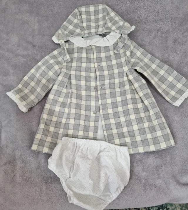 Conjunto vestido, braguitas y capota