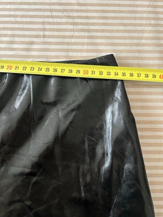 Pantaloni Tezenis effetto pelle neri donna M