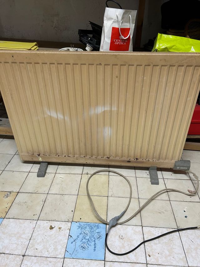 Radiador Eléctrico Beige Funcional