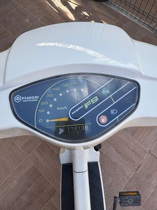 Vespino F9 como nuevo toda de serie  ruedas nuevas