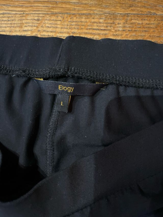 Leggings negros con pedrería