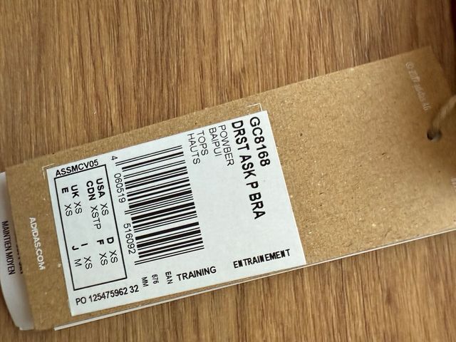 Sujetador deportivo Adidas morado
talla XS