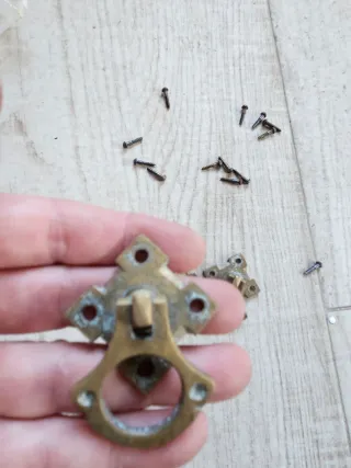 5 Tiradores de cajón antiguos