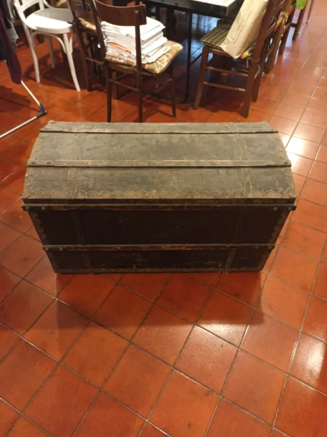 Splendido baule antico