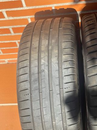 Pareja Michelin Pilot Sport 5 225/40-18