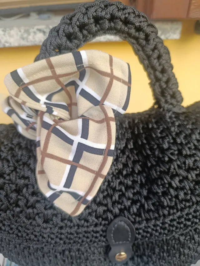 Borsa nera handmade corda intrecciata