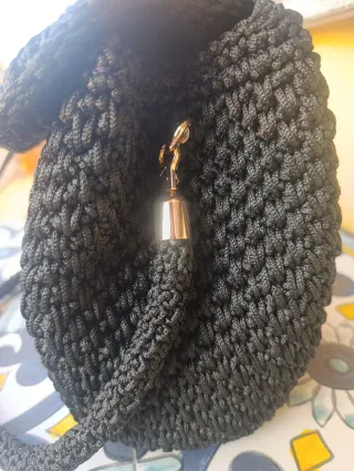 Borsa nera handmade corda intrecciata