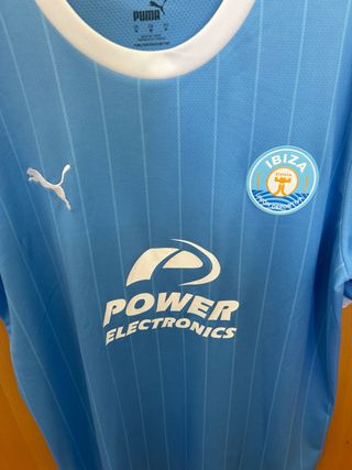 Camiseta Puma Ibiza Azul y Blanca