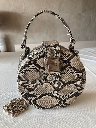 Bolso bombonera Zara piel serpiente