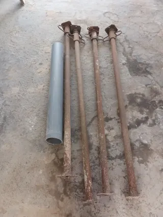 Puntales de obra metálicos (4 unidades)