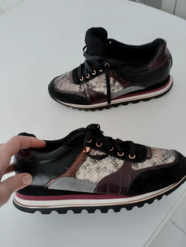 Zapatillas Gioseppo Mujer Talla 37.