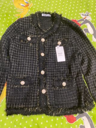 Chaqueta Kamaella Negra y Dorada Talla Única