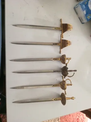 Abrecartas Toledo Set x 6 + flecha