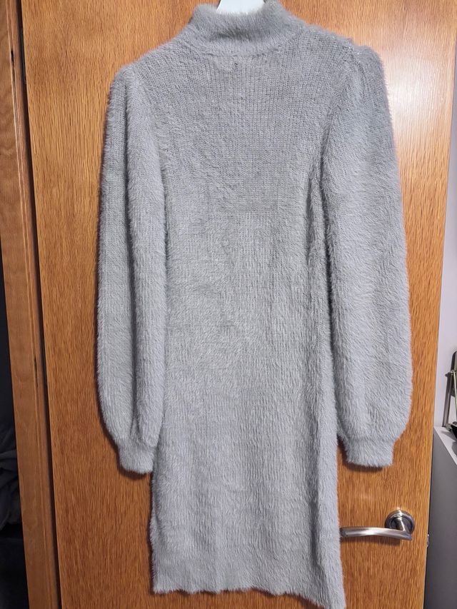 Vestido de punto Guess gris