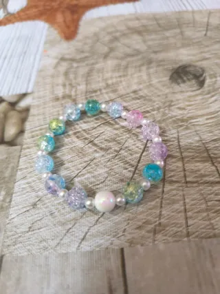Pulsera Multicolor y perlas blancas