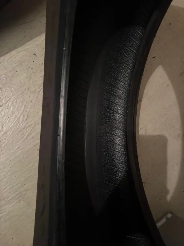 UNA dunlop Ecodrive 225/55R17C