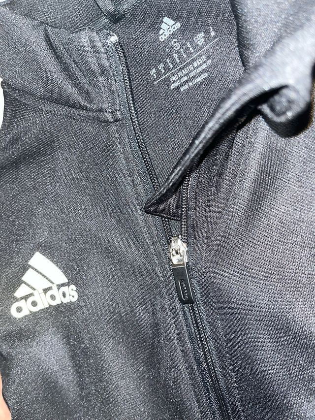 • NEGOCIABLE Chándal Adidas Negro