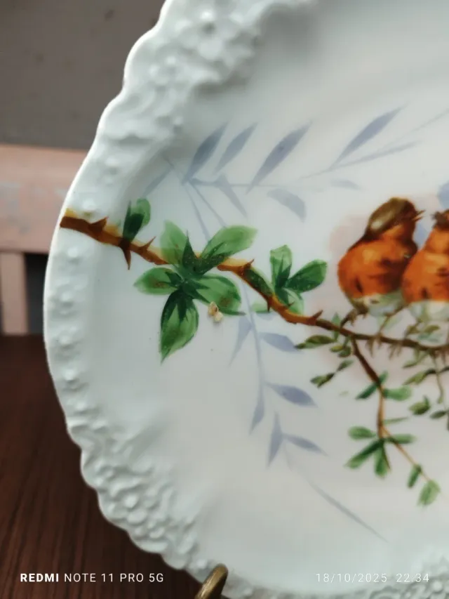 Prato de porcelana vintage com pássaros