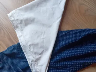 Traje de caserita azul y blanco.Talla 12