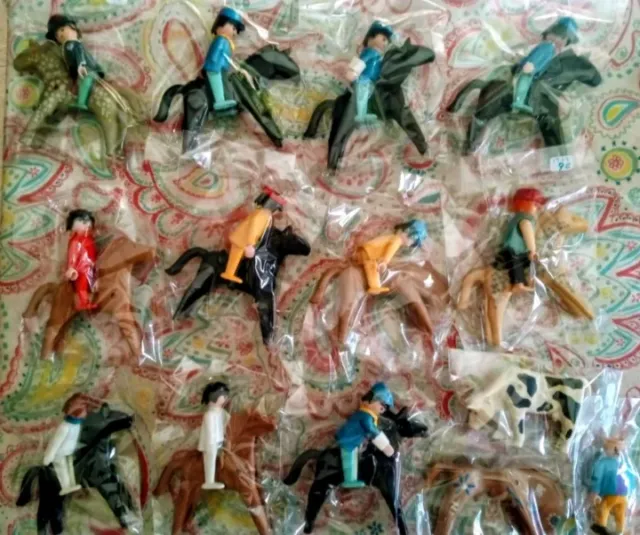 Lote Playmobil Figuras y Caballos.Mayoría del 1974