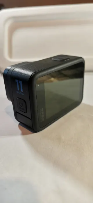 GoPro Hero 11 Black con accessori