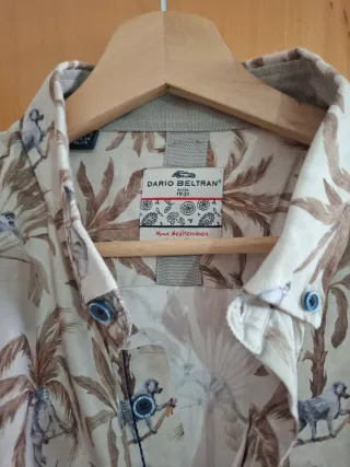 Camisa estampada palmeras y monos